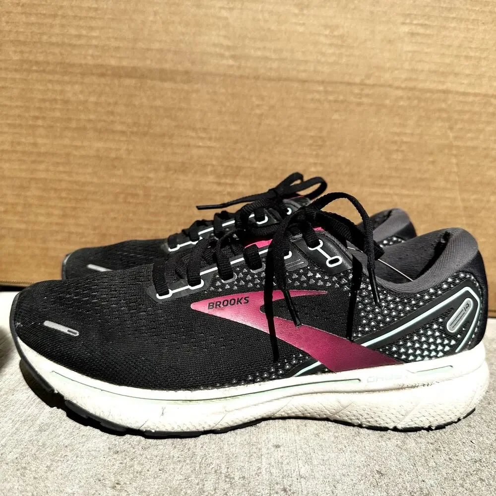 Brooks Ghost 14 Running Shoes Sneakers Lace Up Mesh Black Pink Yucca 10.5